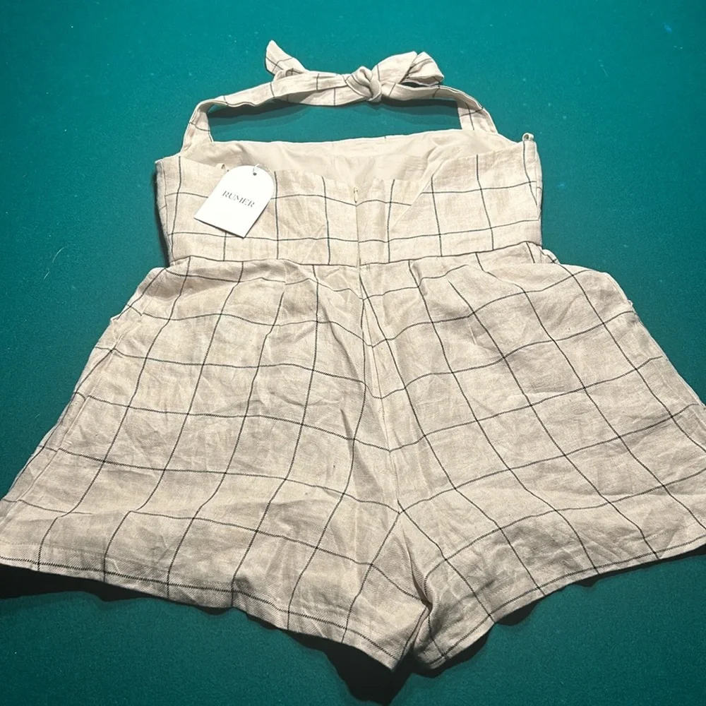 Halter Linen Romper - Picture 3 of 3